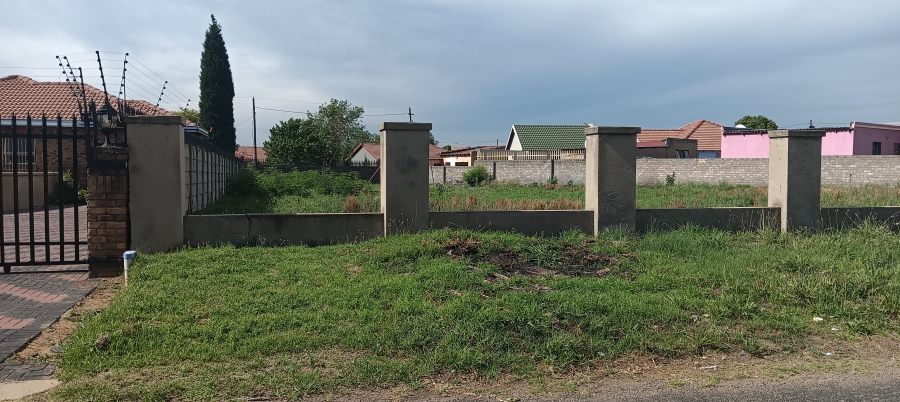 To Let 0 Bedroom Property for Rent in Windmill Park Gauteng