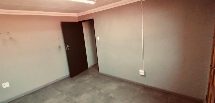 To Let commercial Property for Rent in Geduld Ext 1 Gauteng