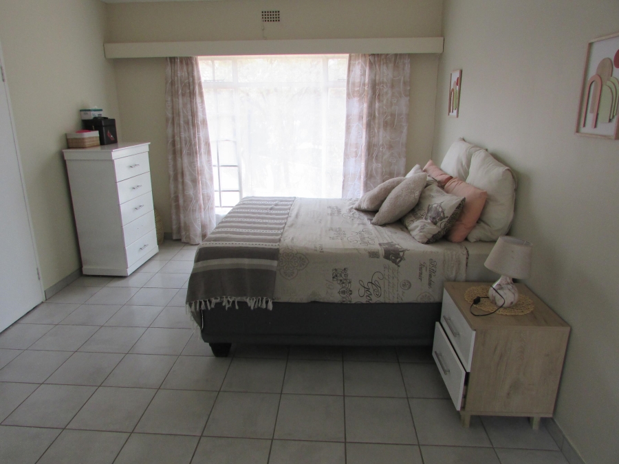 2 Bedroom Property for Sale in Westonaria Gauteng