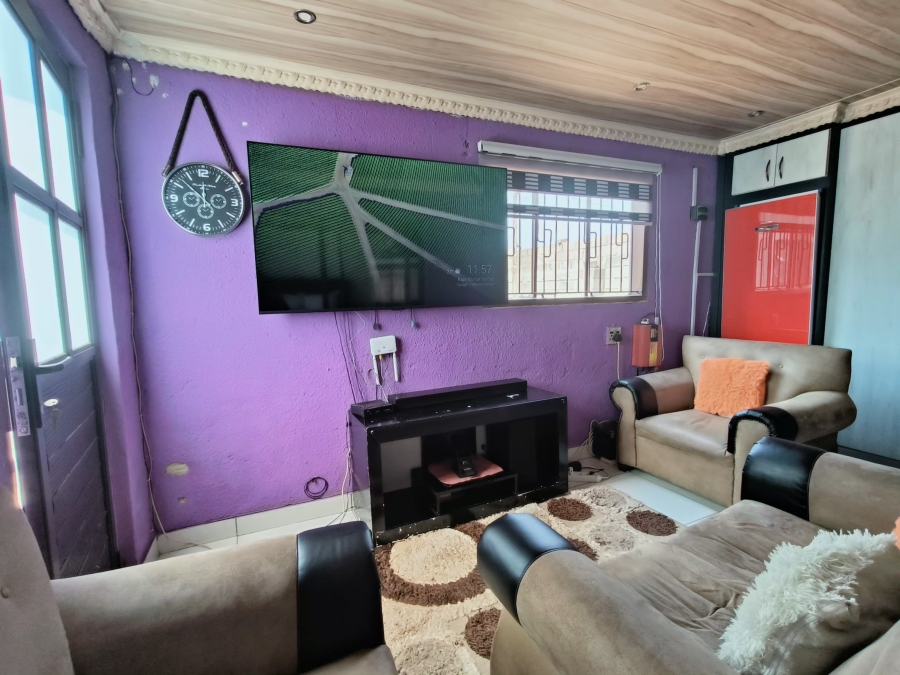 3 Bedroom Property for Sale in Bram Fischerville Gauteng