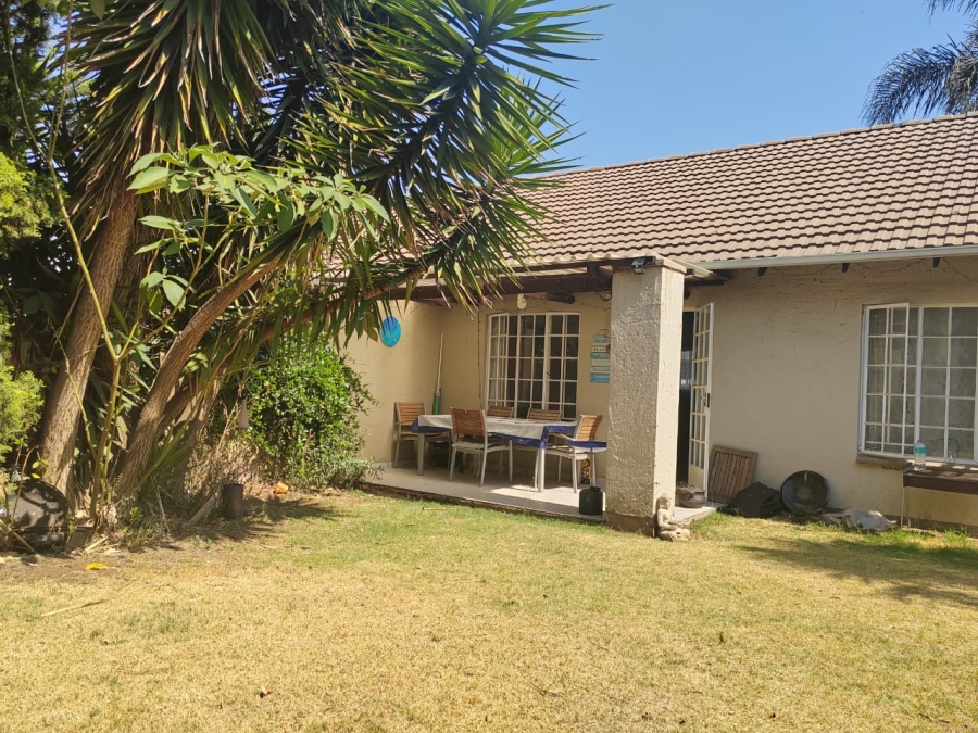 2 Bedroom Property for Sale in Bartlett Gauteng