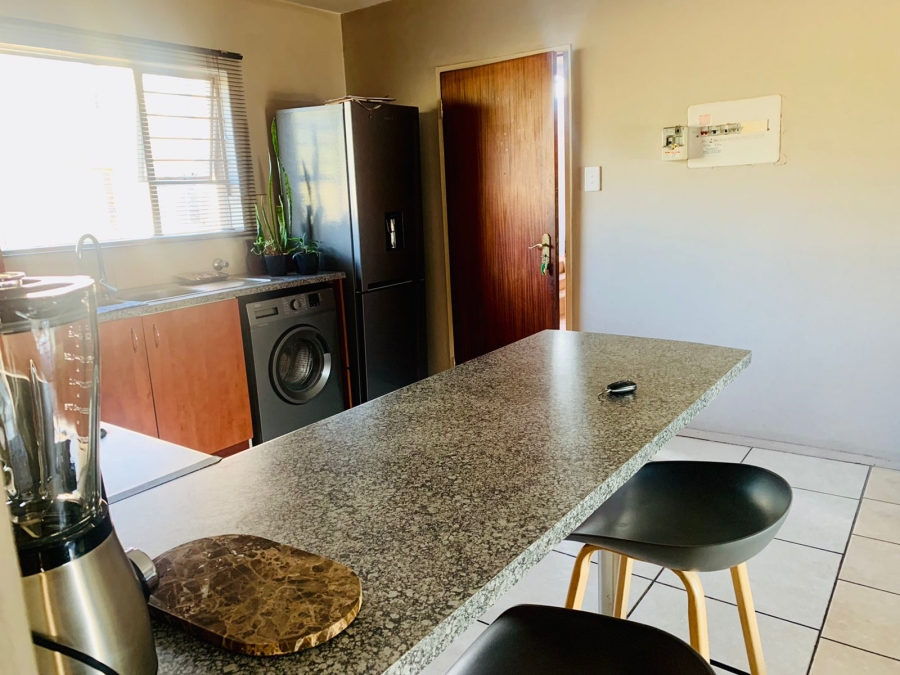 2 Bedroom Property for Sale in Kleinfontein Gauteng