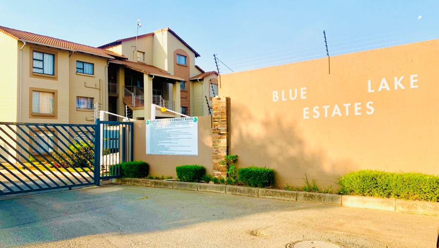 2 Bedroom Property for Sale in Kleinfontein Gauteng