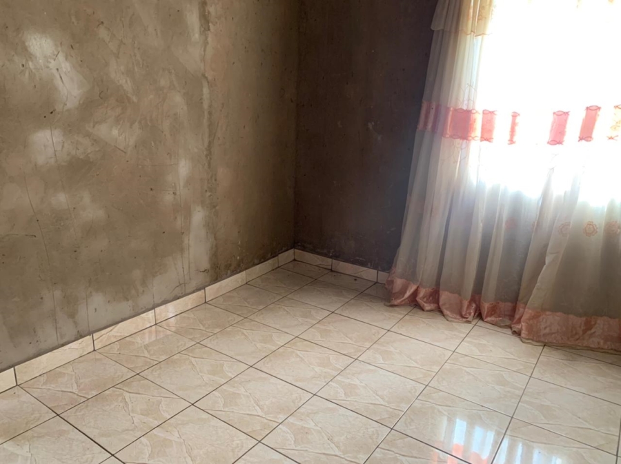 2 Bedroom Property for Sale in Geluksdal Gauteng