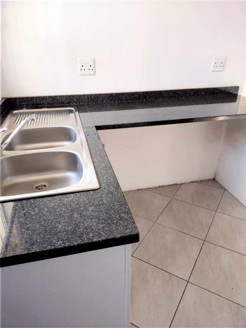 To Let 3 Bedroom Property for Rent in Buccleuch Gauteng