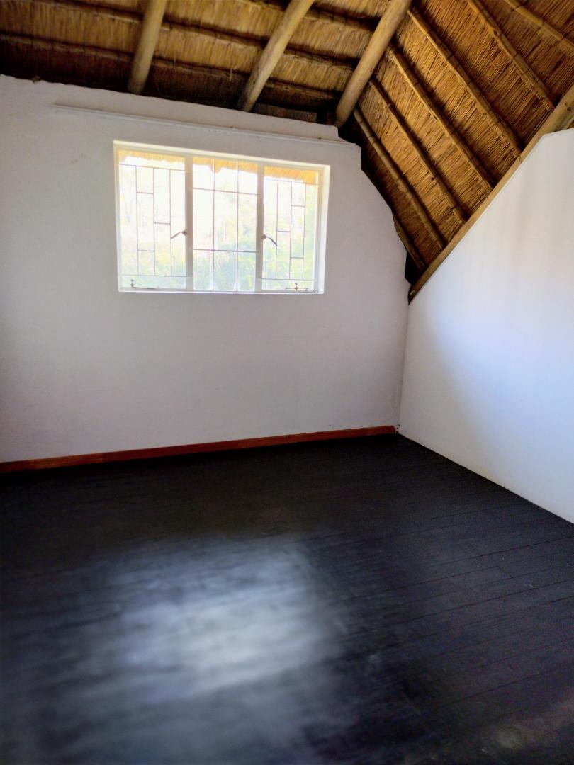 To Let 3 Bedroom Property for Rent in Buccleuch Gauteng