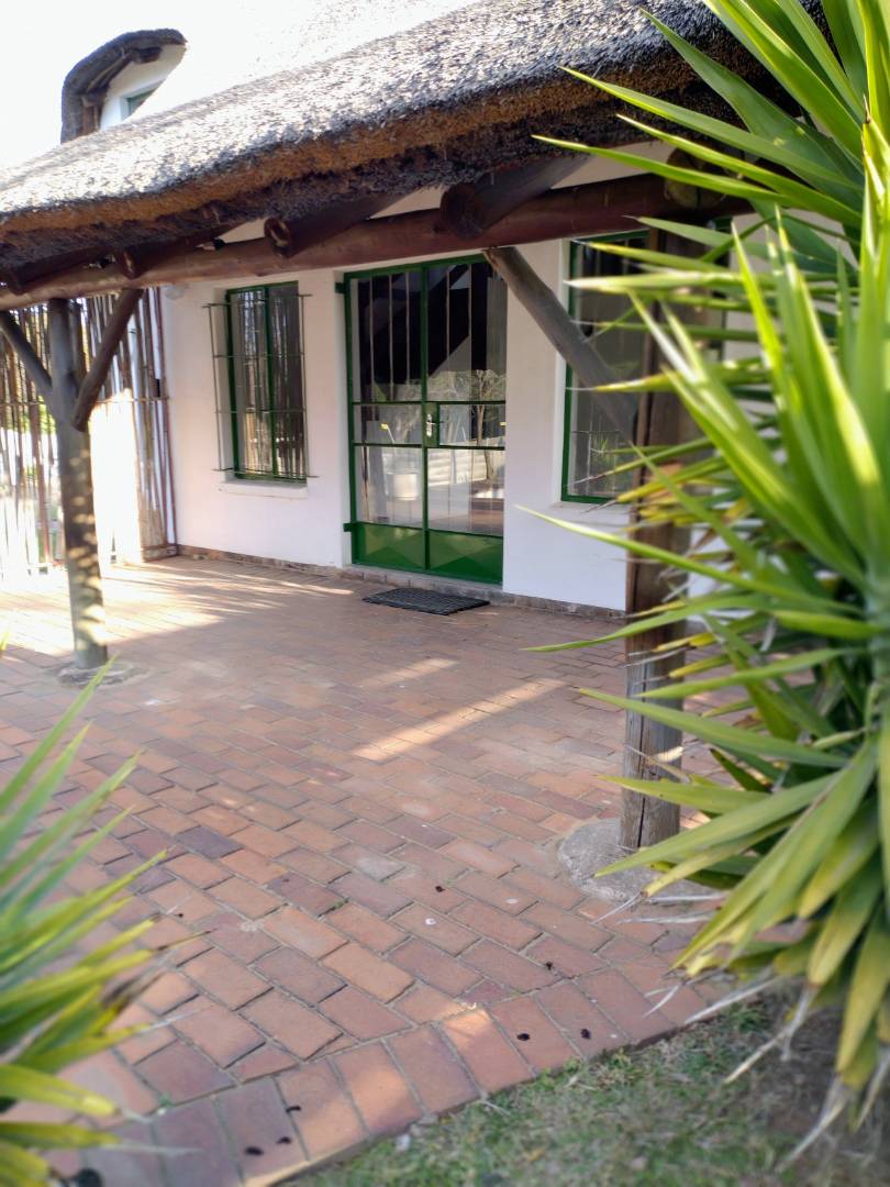 To Let 3 Bedroom Property for Rent in Buccleuch Gauteng