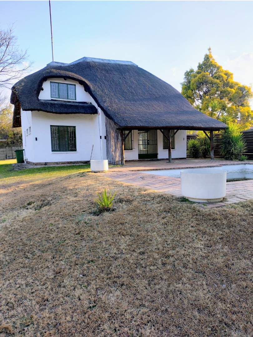 To Let 3 Bedroom Property for Rent in Buccleuch Gauteng