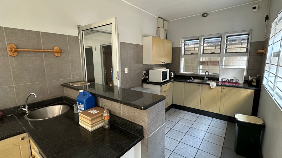 Commercial Property for Sale in Mountain View Gauteng