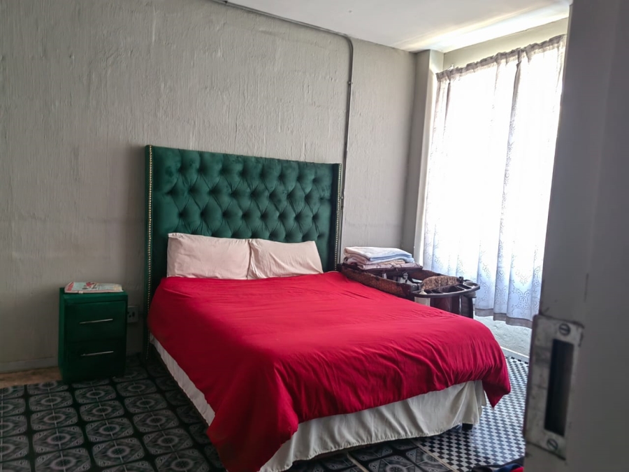 1 Bedroom Property for Sale in Johannesburg Central Gauteng