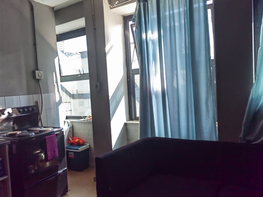 1 Bedroom Property for Sale in Johannesburg Central Gauteng