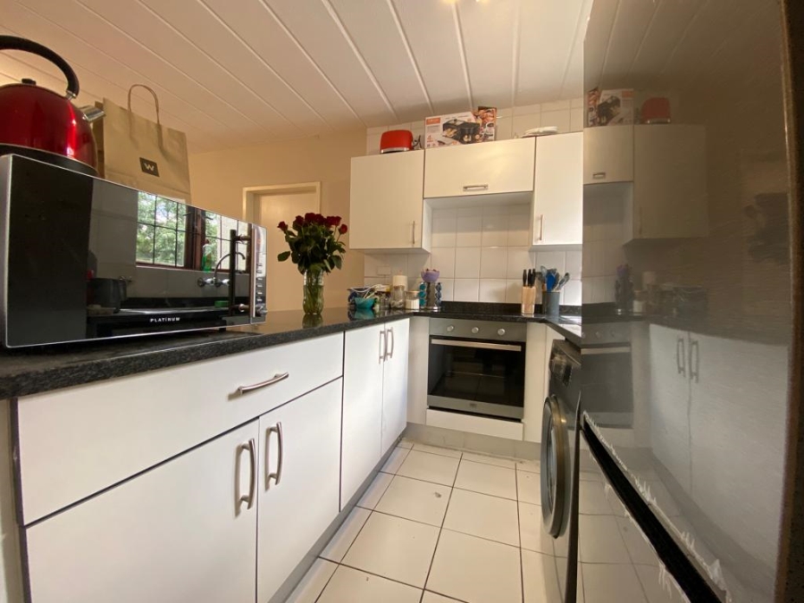 1 Bedroom Property for Sale in Morningside Manor Gauteng