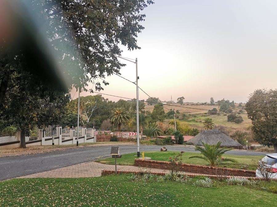 4 Bedroom Property for Sale in Erasmia Gauteng