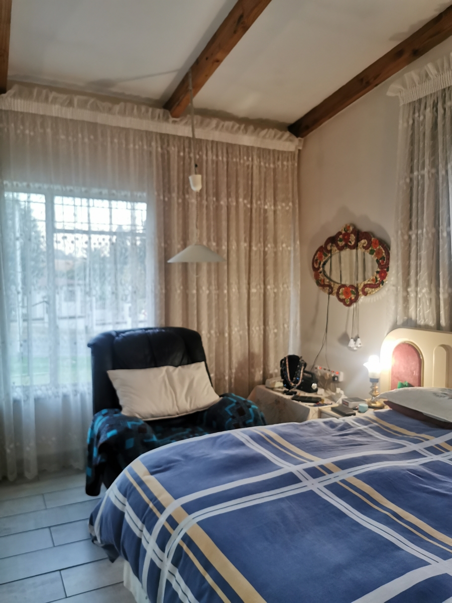 4 Bedroom Property for Sale in Erasmia Gauteng