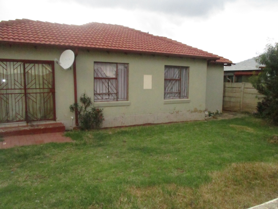 To Let 3 Bedroom Property for Rent in Goudrand Gauteng