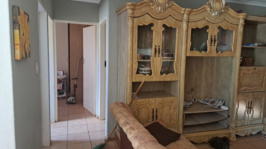 2 Bedroom Property for Sale in Dawn Park Gauteng