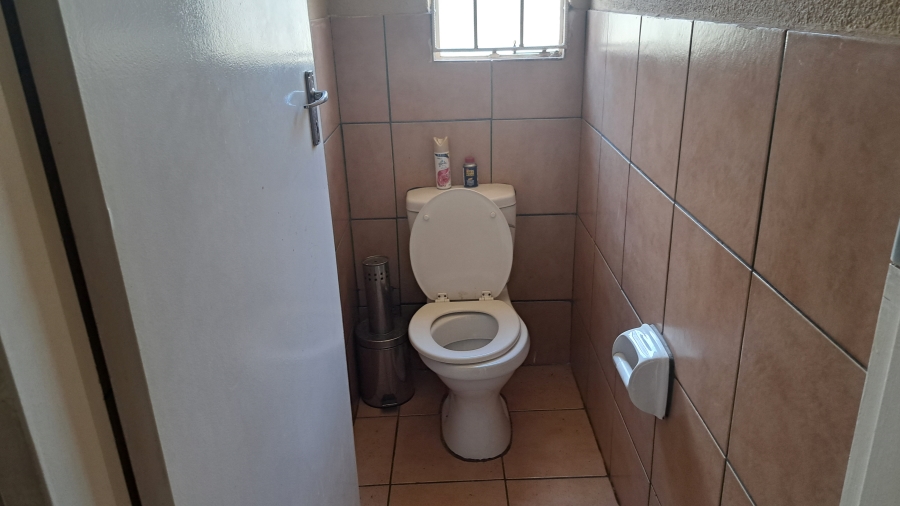 2 Bedroom Property for Sale in Dawn Park Gauteng