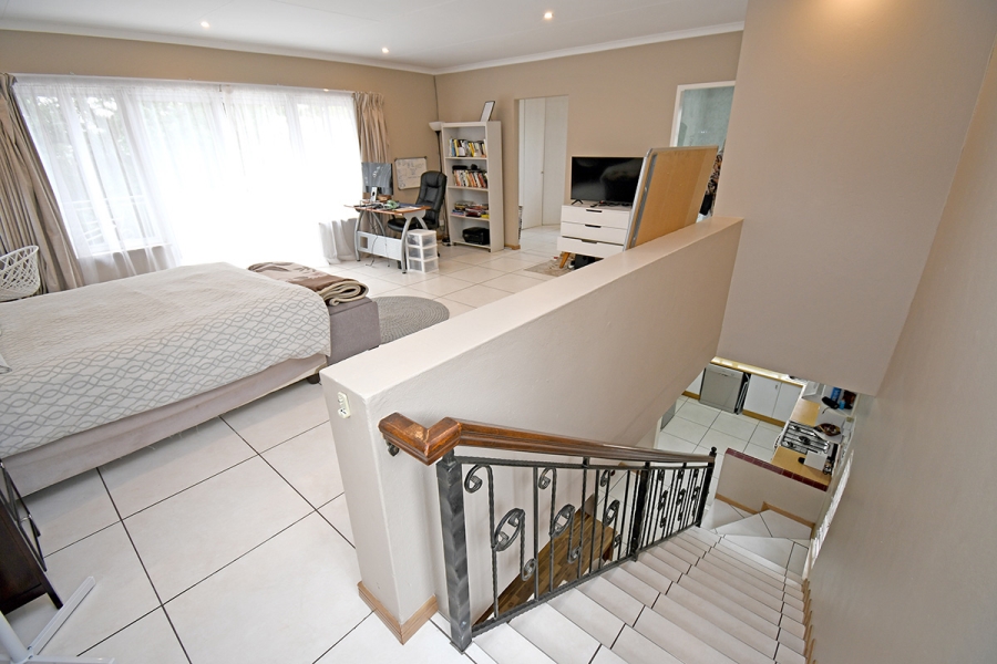 5 Bedroom Property for Sale in Bryanston Gauteng