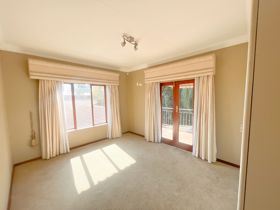 3 Bedroom Property for Sale in Highveld Gauteng