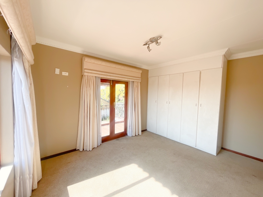 3 Bedroom Property for Sale in Highveld Gauteng
