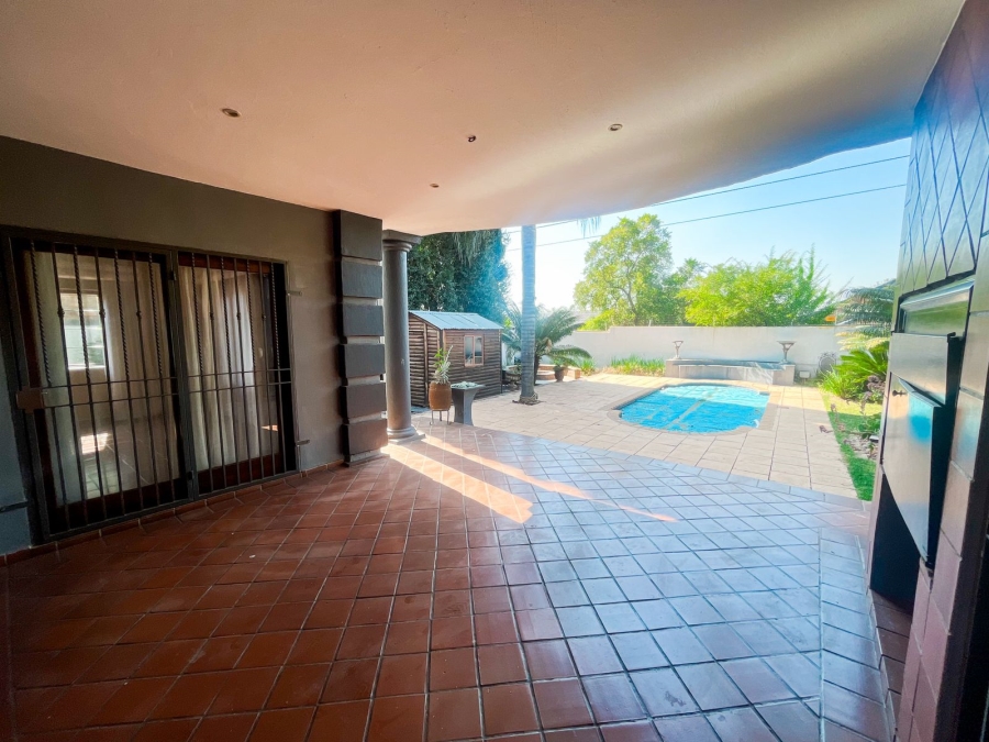 3 Bedroom Property for Sale in Highveld Gauteng