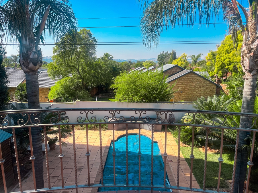 3 Bedroom Property for Sale in Highveld Gauteng