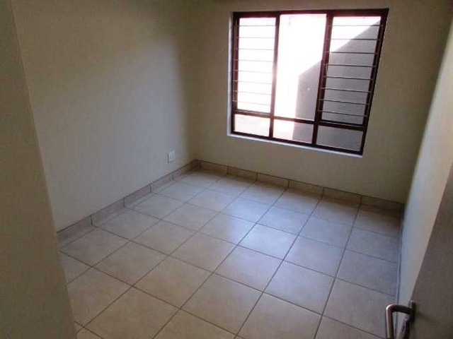 1 Bedroom Property for Sale in Broadacres Gauteng