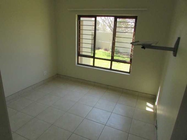 1 Bedroom Property for Sale in Broadacres Gauteng