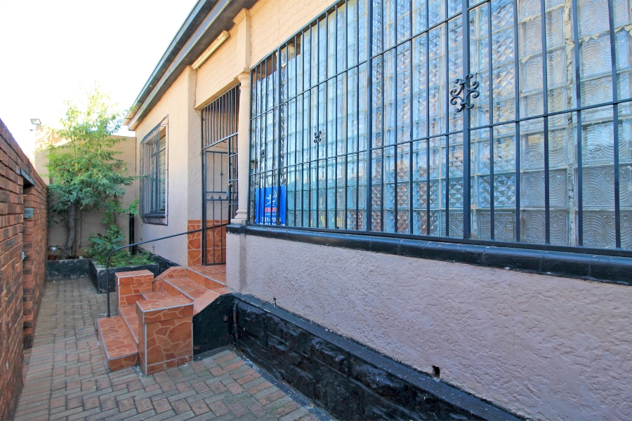 4 Bedroom Property for Sale in Mayfair Gauteng