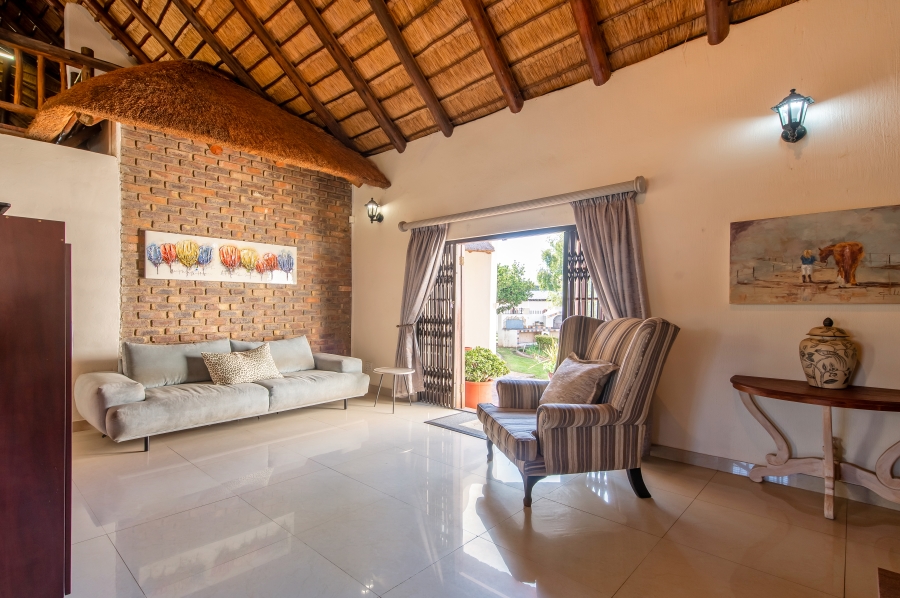 5 Bedroom Property for Sale in Sun Valley Gauteng