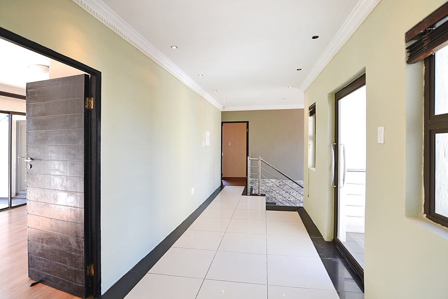 To Let 5 Bedroom Property for Rent in Savannah Hills Estate Gauteng