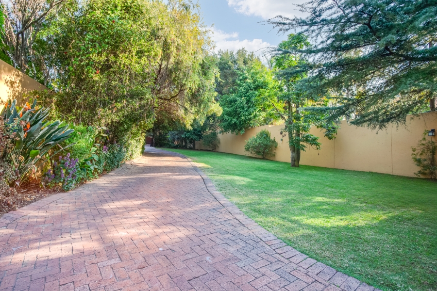 4 Bedroom Property for Sale in Bryanston Gauteng