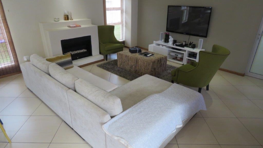 4 Bedroom Property for Sale in Silverwoods Country Estate Gauteng