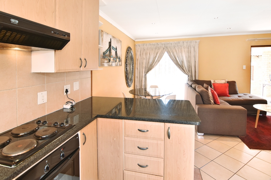 To Let 2 Bedroom Property for Rent in Sagewood Gauteng