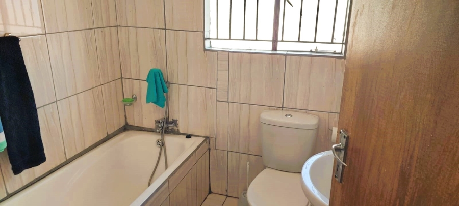 2 Bedroom Property for Sale in Boltonwold Gauteng