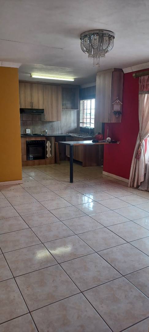 3 Bedroom Property for Sale in Kookrus Gauteng