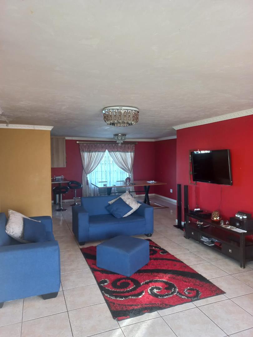 3 Bedroom Property for Sale in Kookrus Gauteng