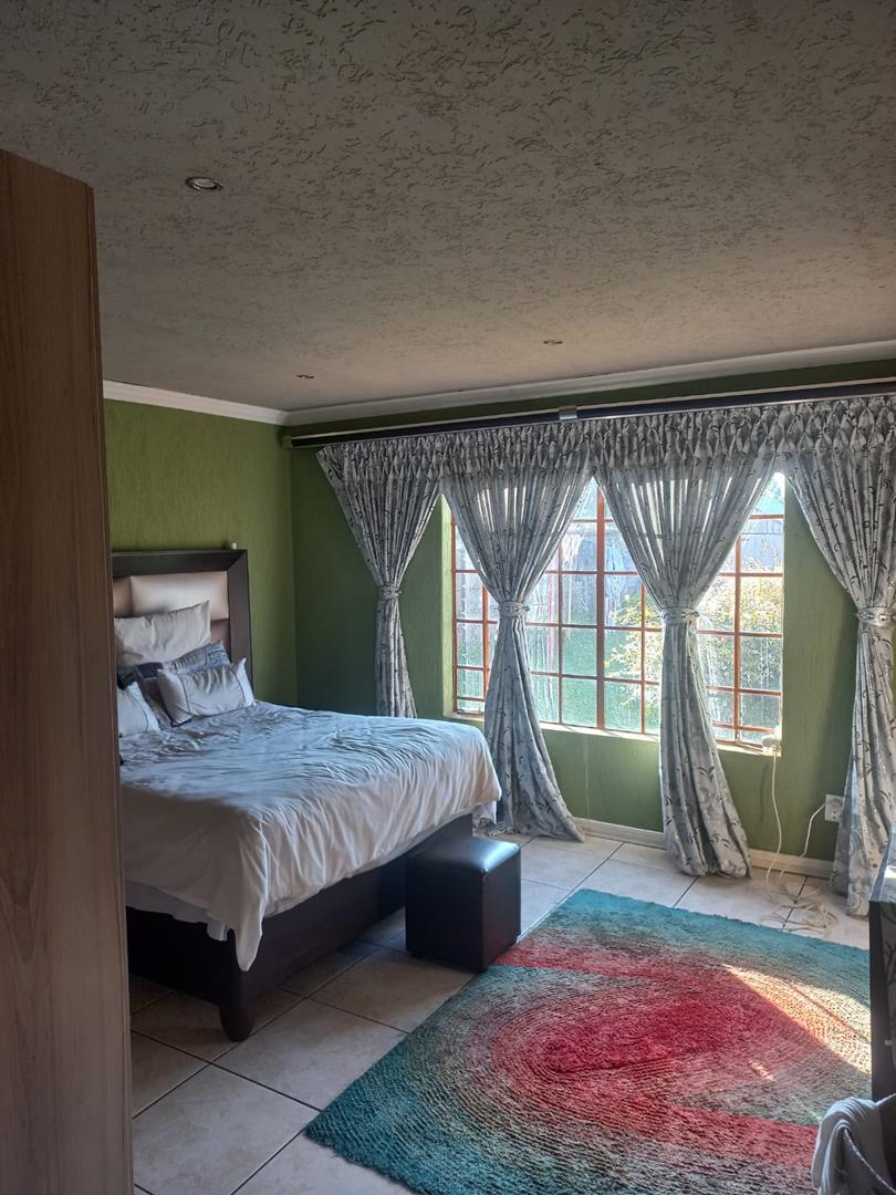 3 Bedroom Property for Sale in Kookrus Gauteng