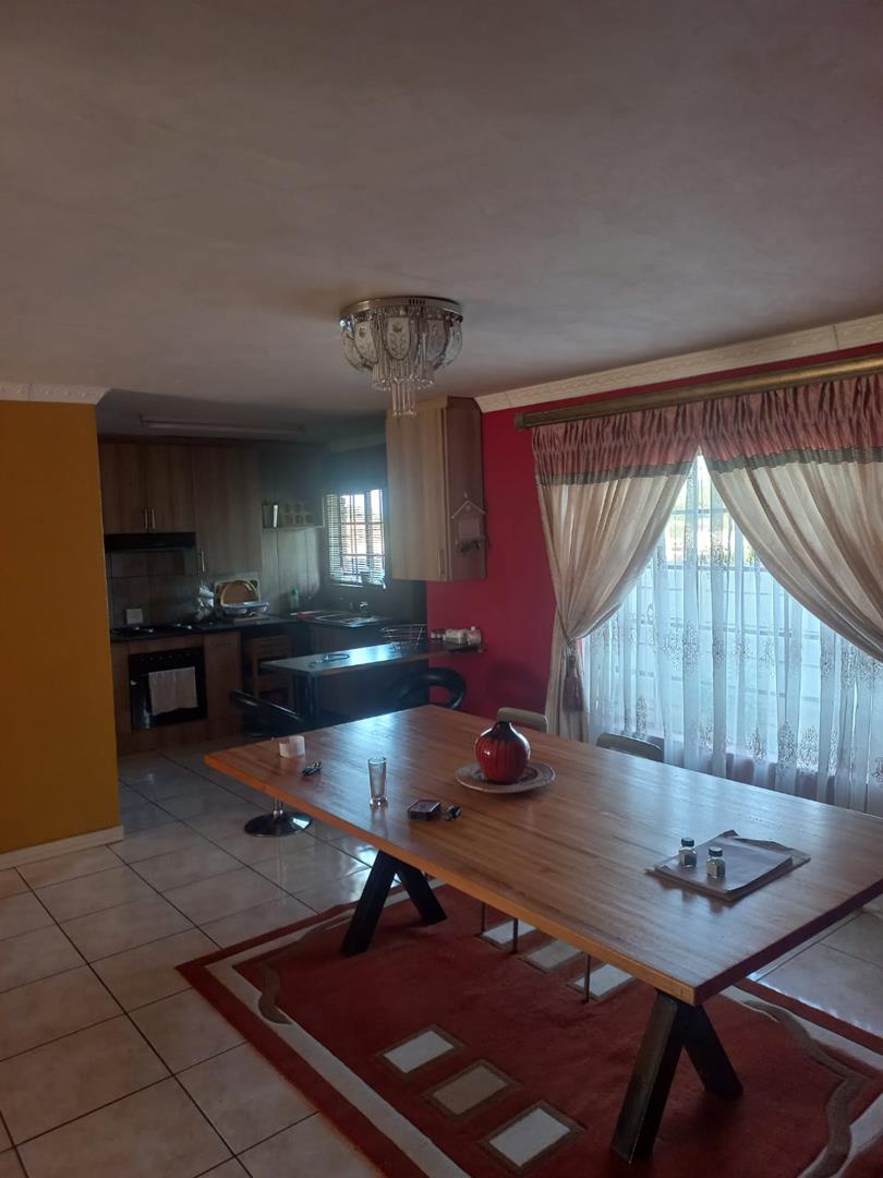 3 Bedroom Property for Sale in Kookrus Gauteng