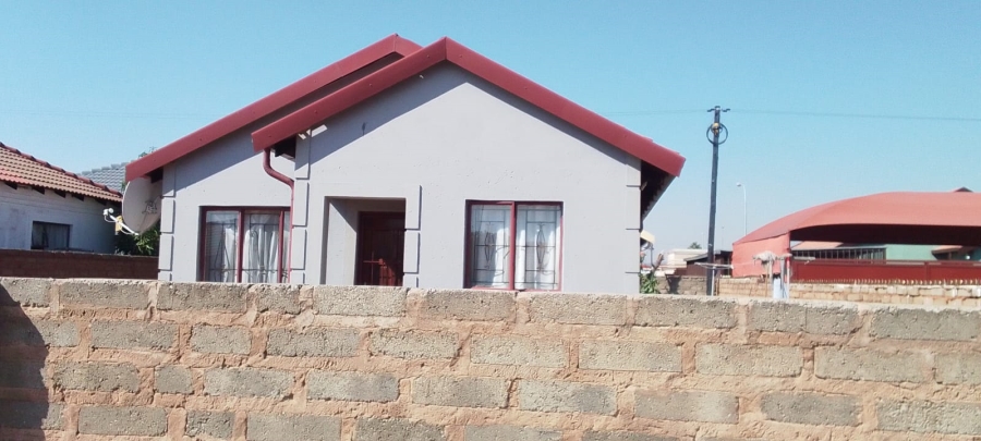 2 Bedroom Property for Sale in Mabopane Gauteng