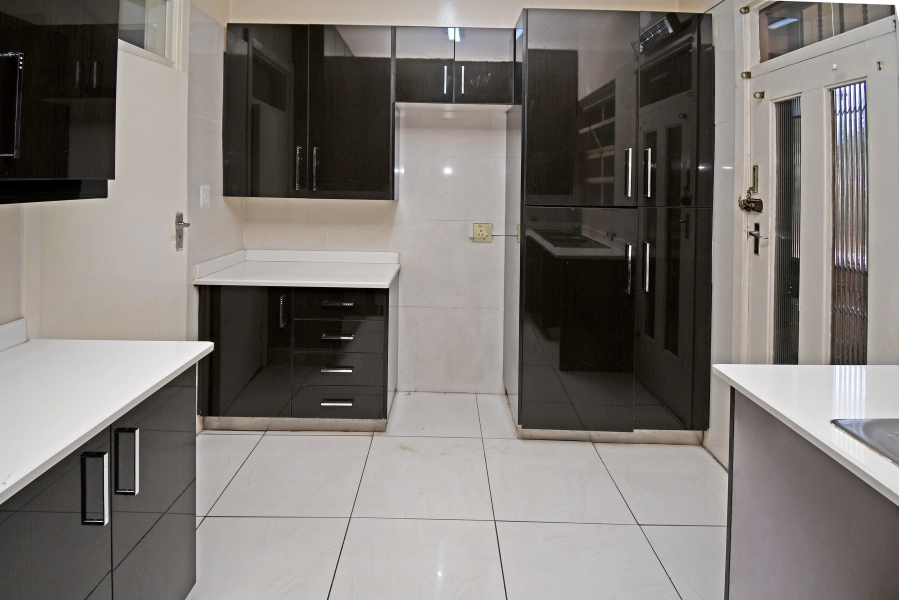 2 Bedroom Property for Sale in Houghton Estate Gauteng