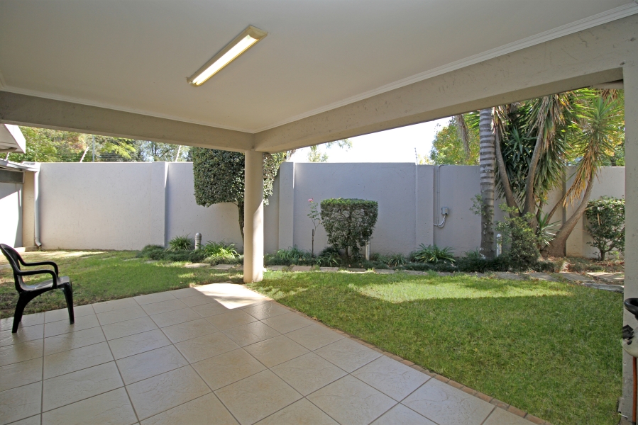 3 Bedroom Property for Sale in Waverley Gauteng