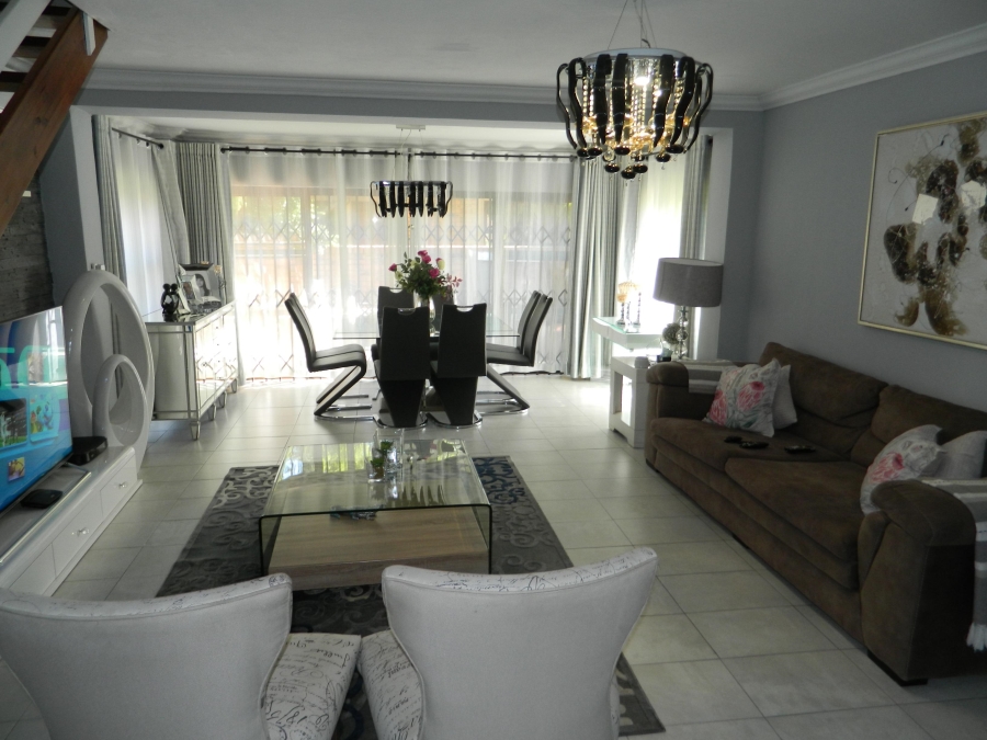 4 Bedroom Property for Sale in Willow Acres Gauteng