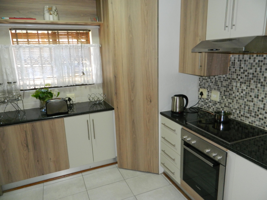 4 Bedroom Property for Sale in Willow Acres Gauteng