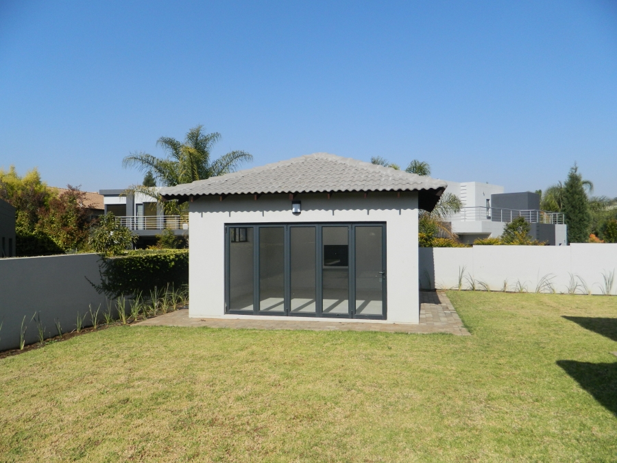 4 Bedroom Property for Sale in Silverwoods Country Estate Gauteng