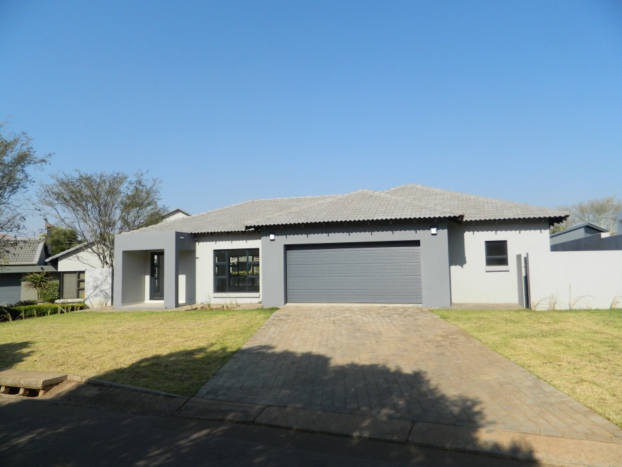 4 Bedroom Property for Sale in Silverwoods Country Estate Gauteng