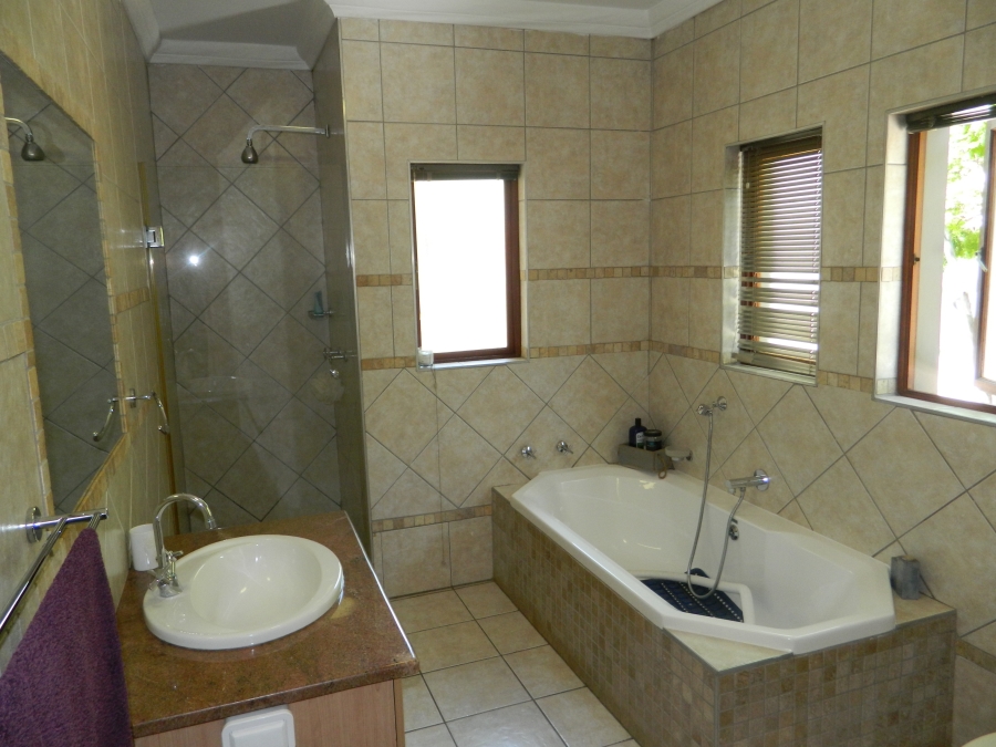 3 Bedroom Property for Sale in Silver Stream Estate Gauteng