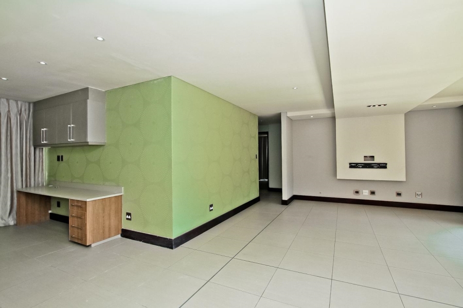 3 Bedroom Property for Sale in Abbotsford Gauteng