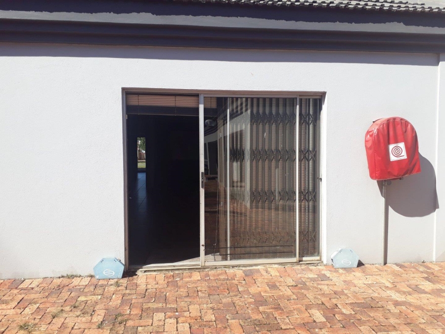 To Let 0 Bedroom Property for Rent in Three Rivers Gauteng