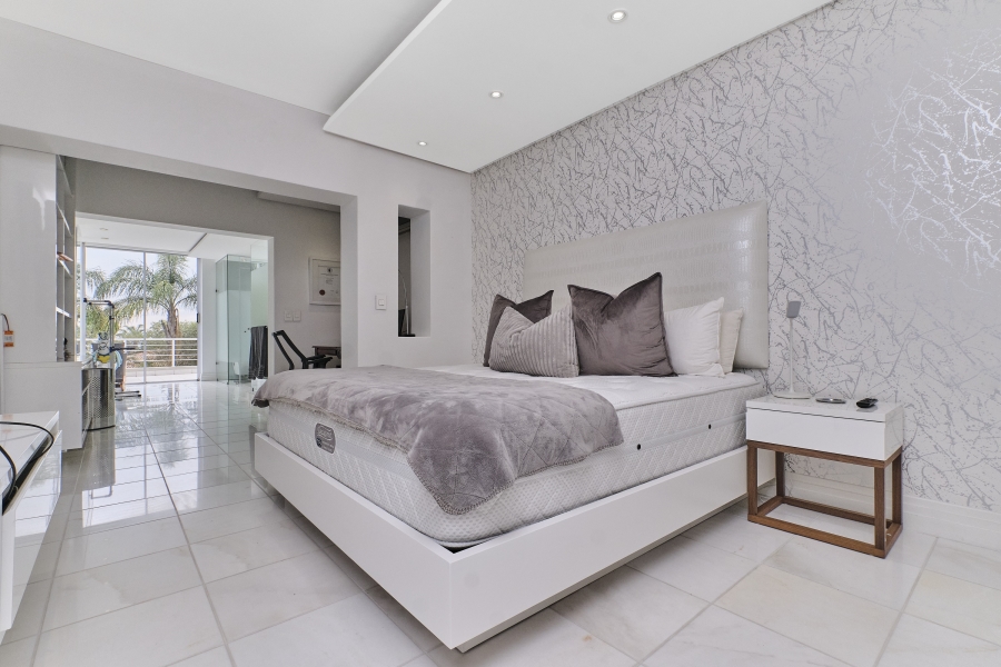 6 Bedroom Property for Sale in Morningside Gauteng